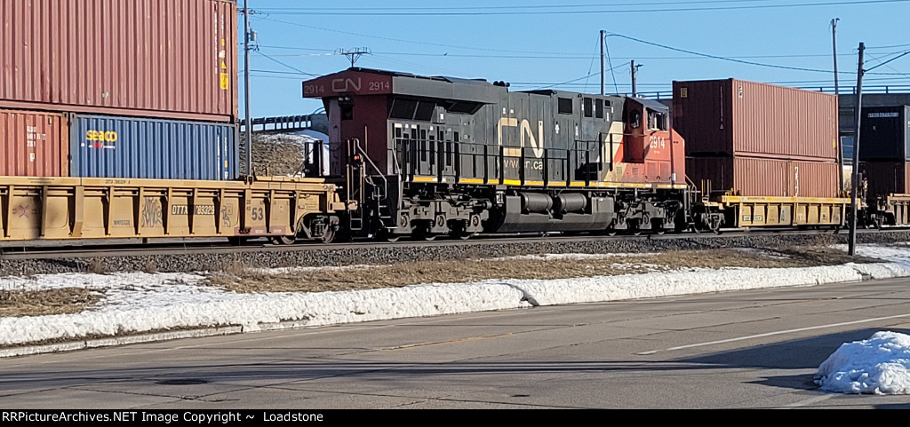 CN 2914